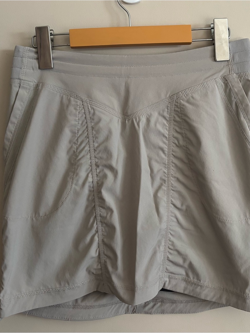 Light Gray INDYGENA Active Skort